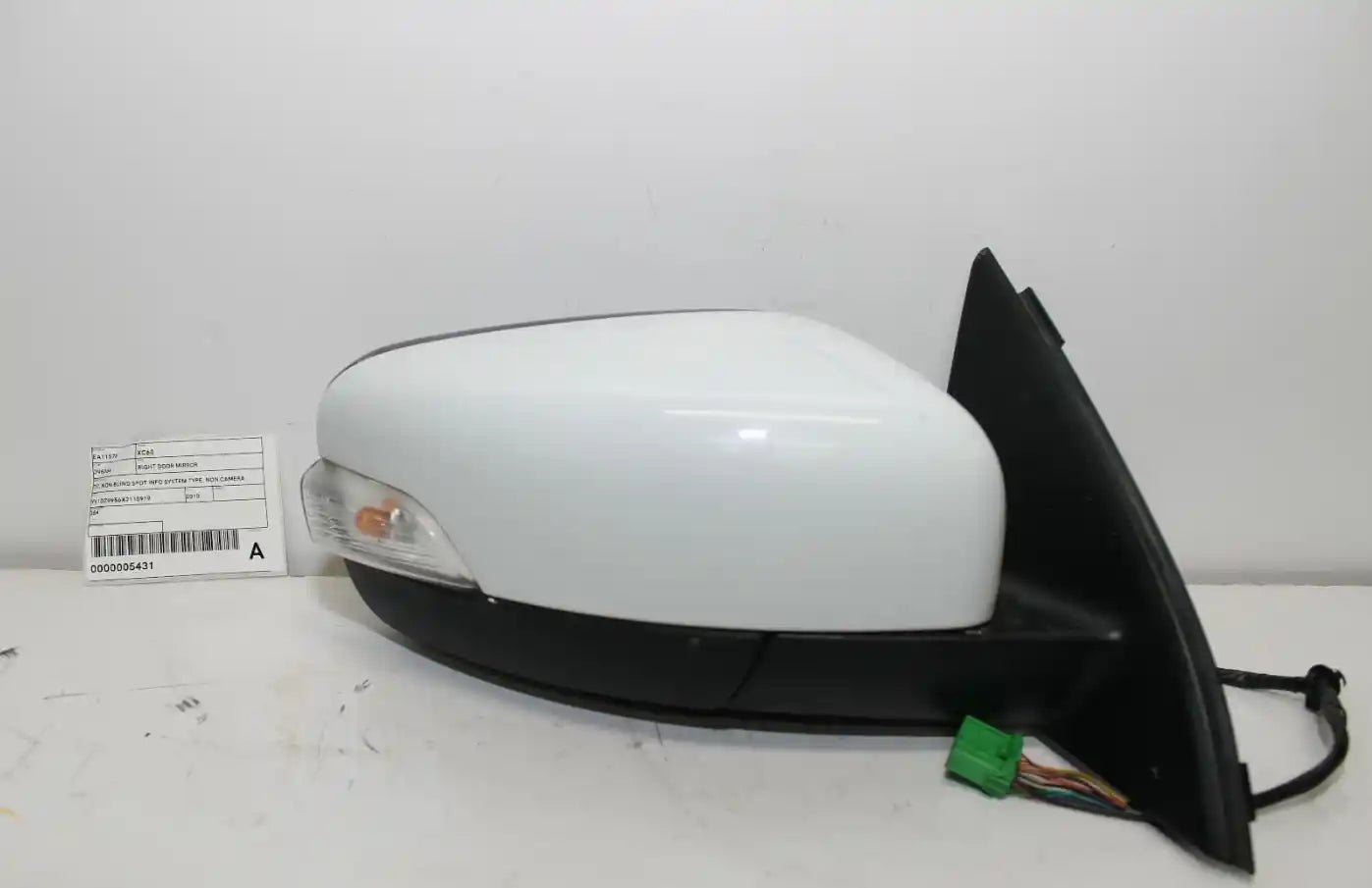 Used Volvo, Xc60 Right Door Mirror Dz Non Blind Spot Info System Type Non Camera Type 02/09 09/13 2010 – image 1 - All Good Parts