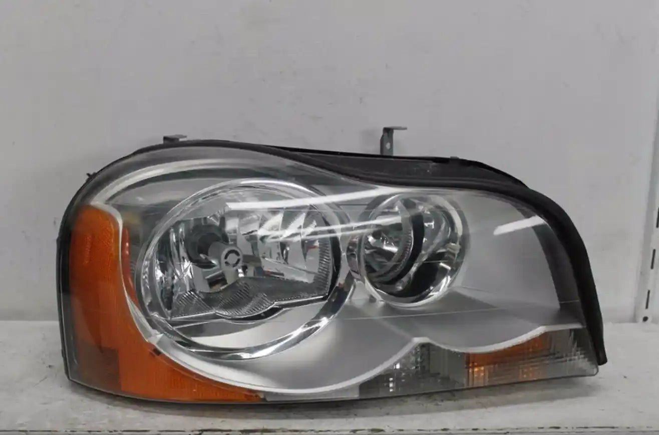 Used Volvo, Xc90 Right Headlamp Xenon Non Projector Type 07/03 12/14 2010 – main images - All Good Parts