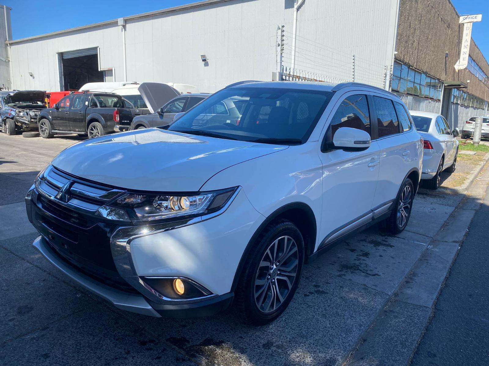 Used Mitsubishi, Outlander Engine , Petrol, 2.4, 4J12, Zj-Zl, 10/12-07/21  – image 3 - All Good Parts