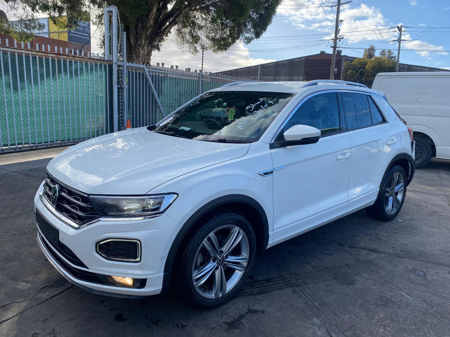 Used Volkswagen, T-Roc Engine , Petrol, 2.0, Turbo, Czpb Code, A1, 03/20 – image 3 - All Good Parts