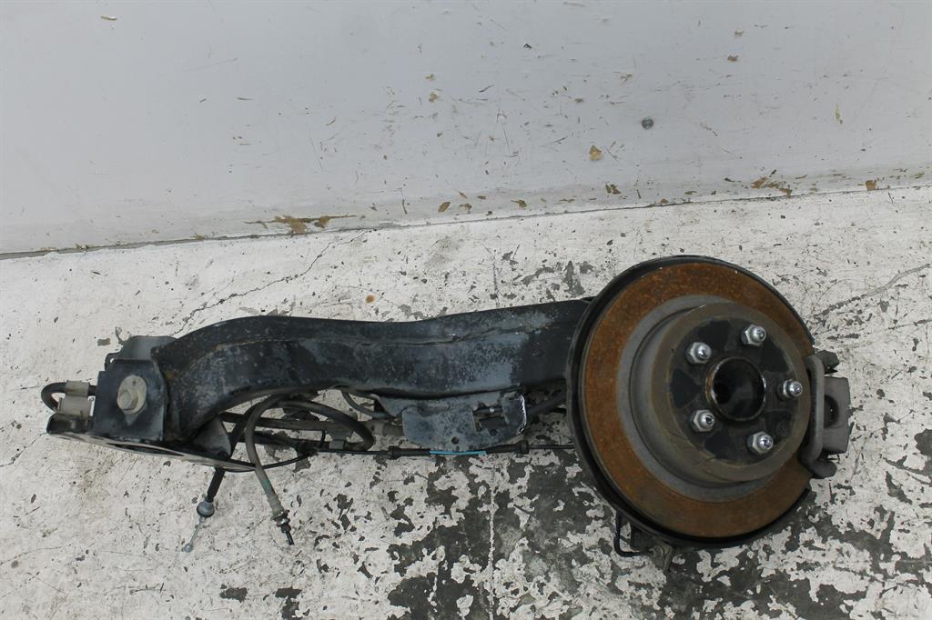 Used Nissan, Xtrail Right Rear Hub Assembly T32 02/14 07/22 2018 – image 1 - All Good Parts