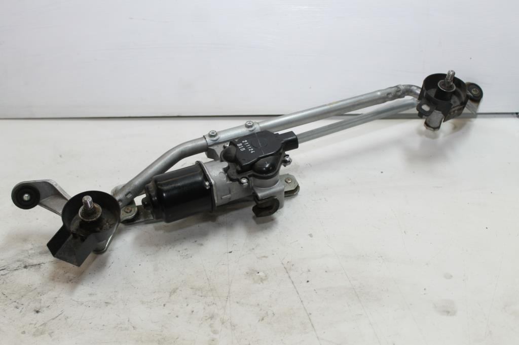 Used Mitsubishi, Triton Wiper Motor Front Wiper Motor Assy (Linkage & Motor) Mq Mr 03/15 10/23 2021 – image 1 - All Good Parts