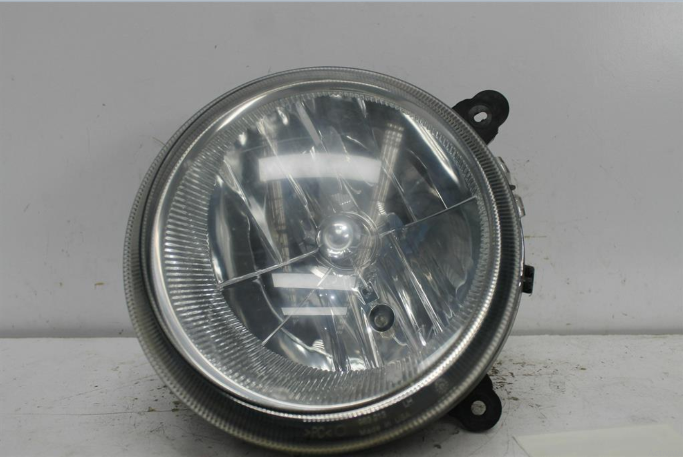 Used Jeep, Patriot Left Headlamp Mk 08/07 12/16 2008 – image 1 - All Good Parts