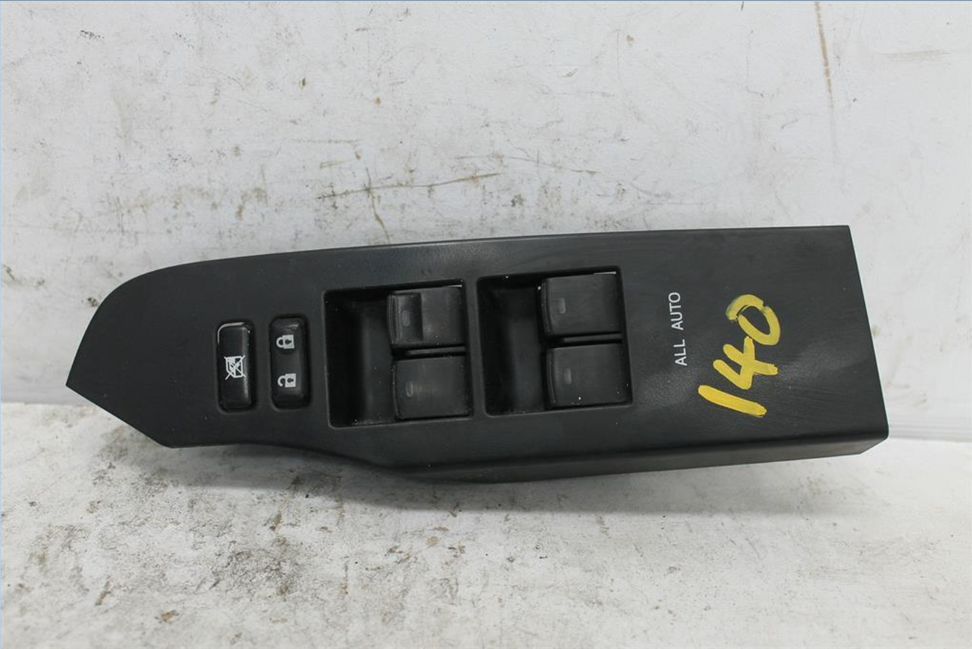 Used Toyota, Corolla Power Window Switch Rh Front (Master Switch) Zre182R Hatch Standard 10/12 03/15 2013 – image 1 - All Good Parts