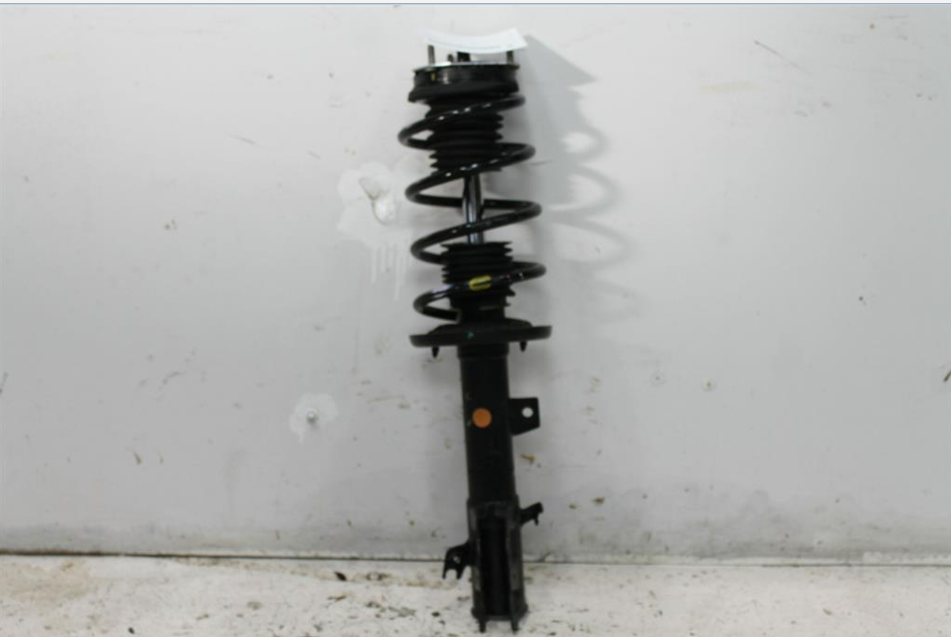 Used Ford, Ecosport Left Front Strut Bk 11/13 09/17 2013 – image 1 - All Good Parts