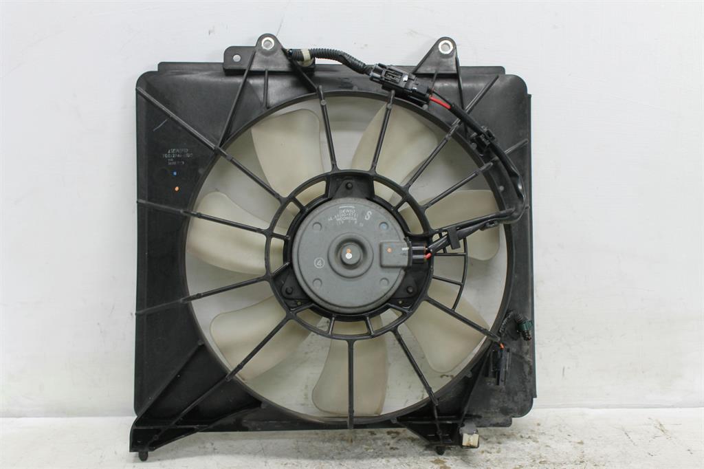 Used Honda, City Fan Radiator Fan (Lh Side) 1.5 Petrol 5 Blades Gm2 01/09 12/13 2011 – image 1 - All Good Parts