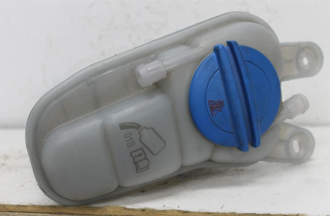 Used Audi, A4 Overflow Bottle 1.8/2.0 Petrol Turbo B8 8K 07/12 01/16 2012 – image 1 - All Good Parts