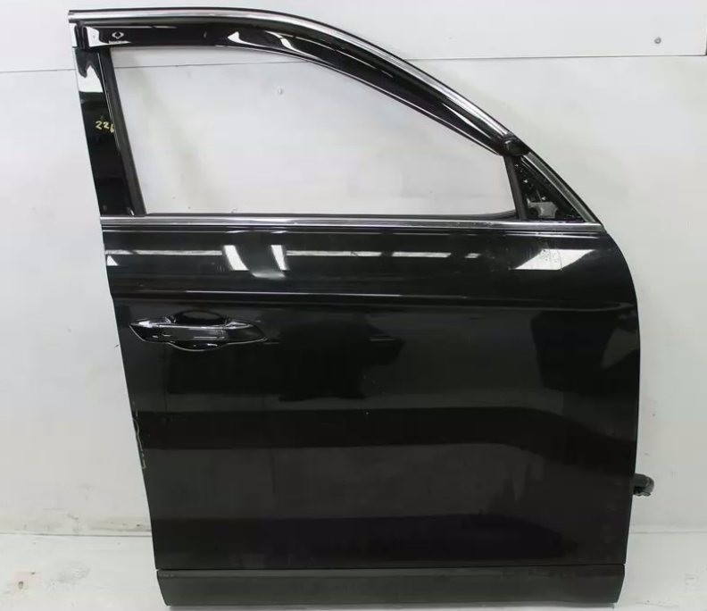 Used Ssangyong, Rexton Right Front Door Y400/Y450 10/18 2023 – image 1 - All Good Parts