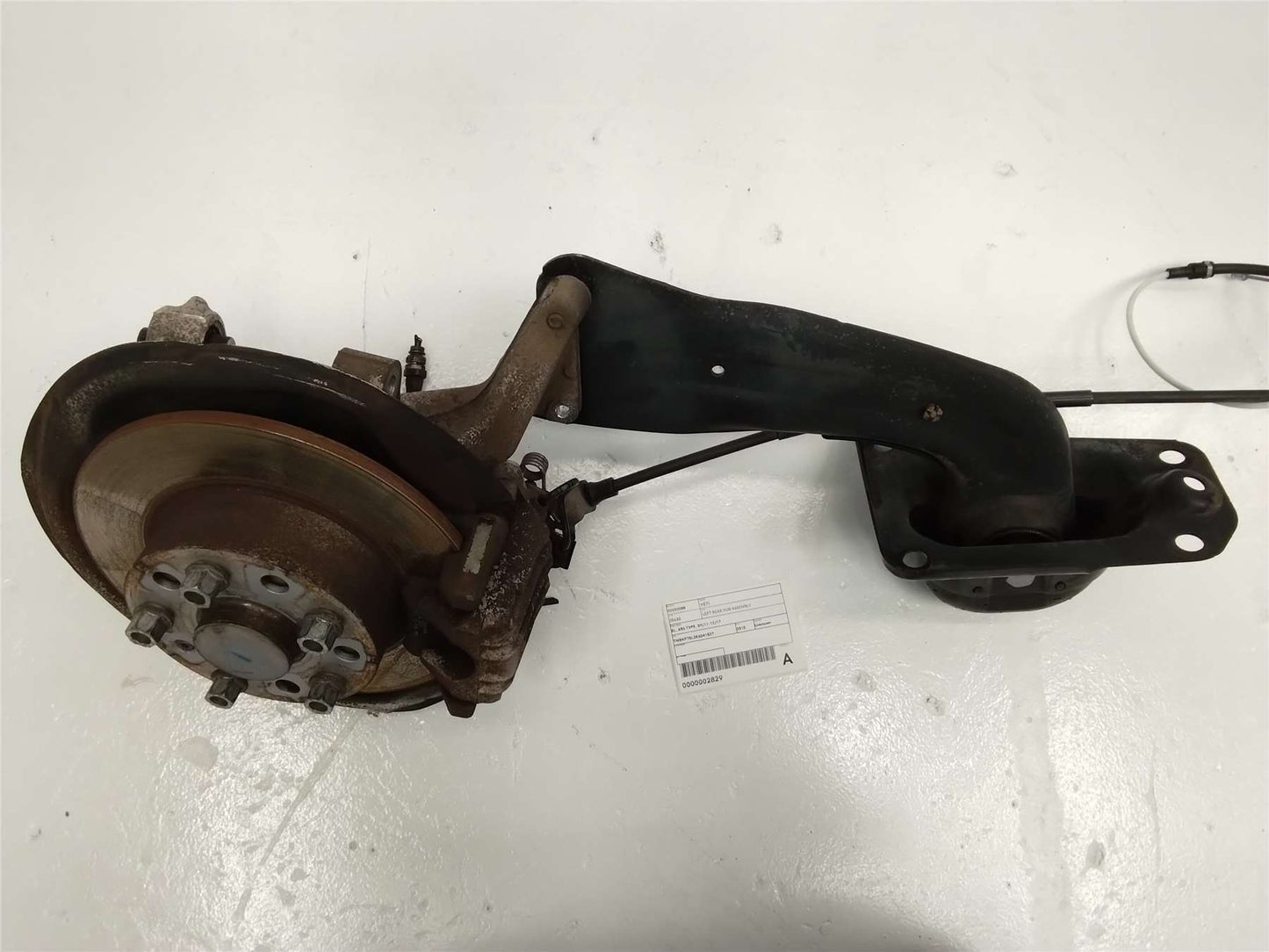 Used Skoda, Yeti Left Rear Hub Assembly 5L Abs Type 09/11 12/17 2014 – image 1 - All Good Parts