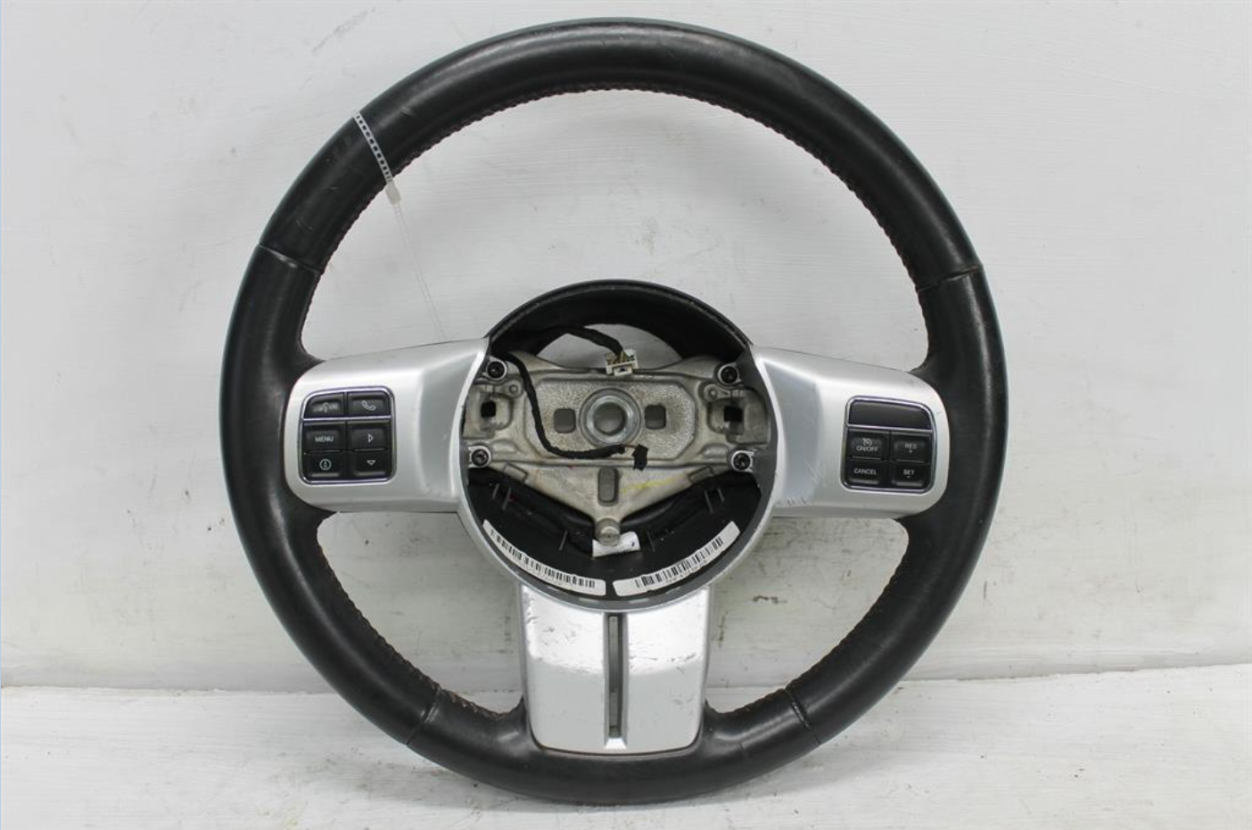 Used Jeep, Compass Steering Wheel Leather Mk 07/11 12/16 2014 – image 1 - All Good Parts