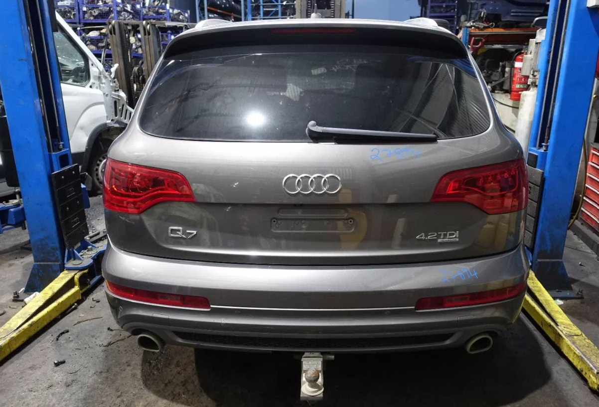Used Audi , Q7 Engine , Diesel, 4.2, Twin Turbo, 4L, Ccfc Code, 09/10-08/15 – main images - All Good Parts