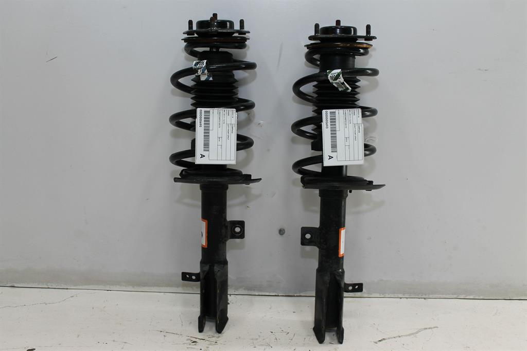 Used Jeep, Compass Right Front Strut Mk 07/11 12/16 2014 – image 1 - All Good Parts
