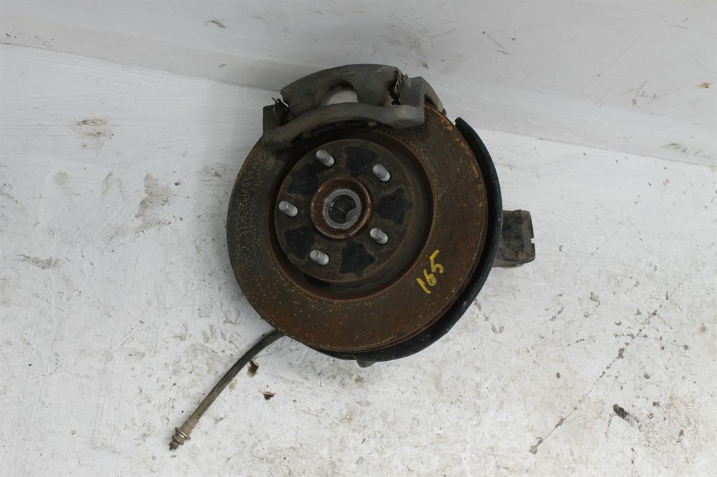 Used Nissan, Xtrail Left Front Hub Assembly T32 02/14 07/22 2018 – image 1 - All Good Parts