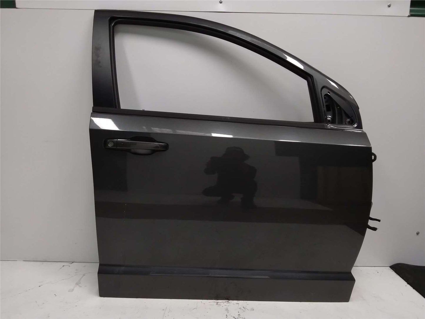 Used Fiat, Freemont Right Front Door Jf 04/13 01/17 2015 – image 1 - All Good Parts