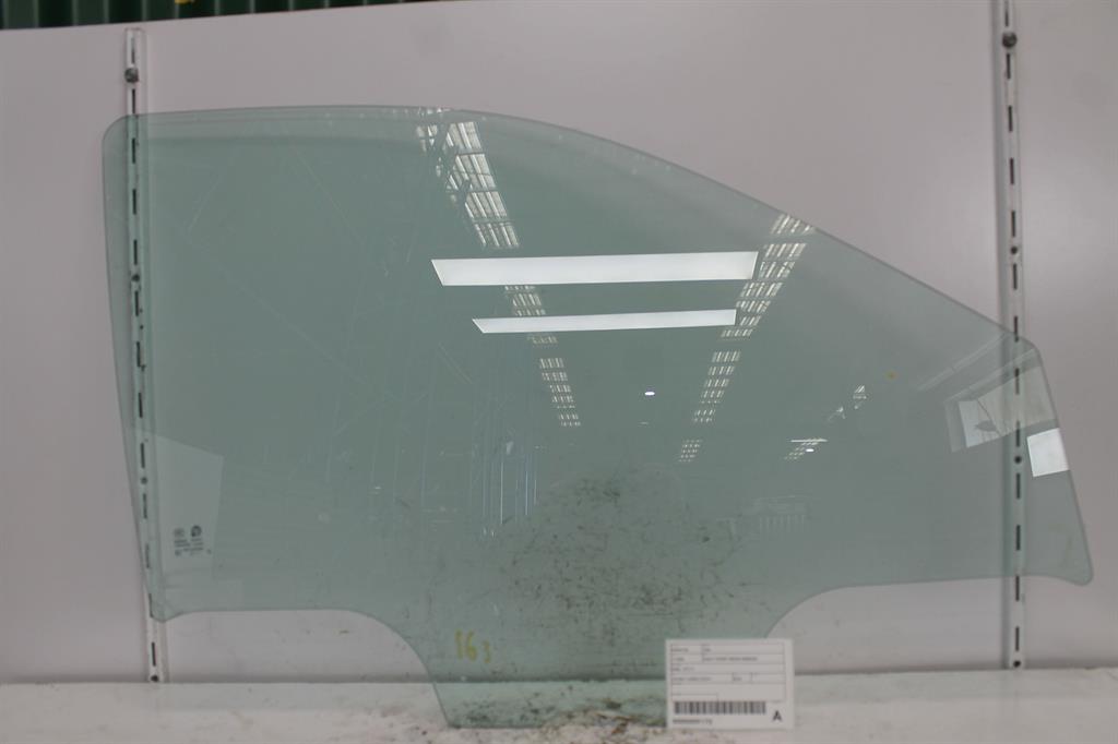 Used LDV, T60 Right Front Door Window Sk8C 07/17 2022 – image 1 - All Good Parts
