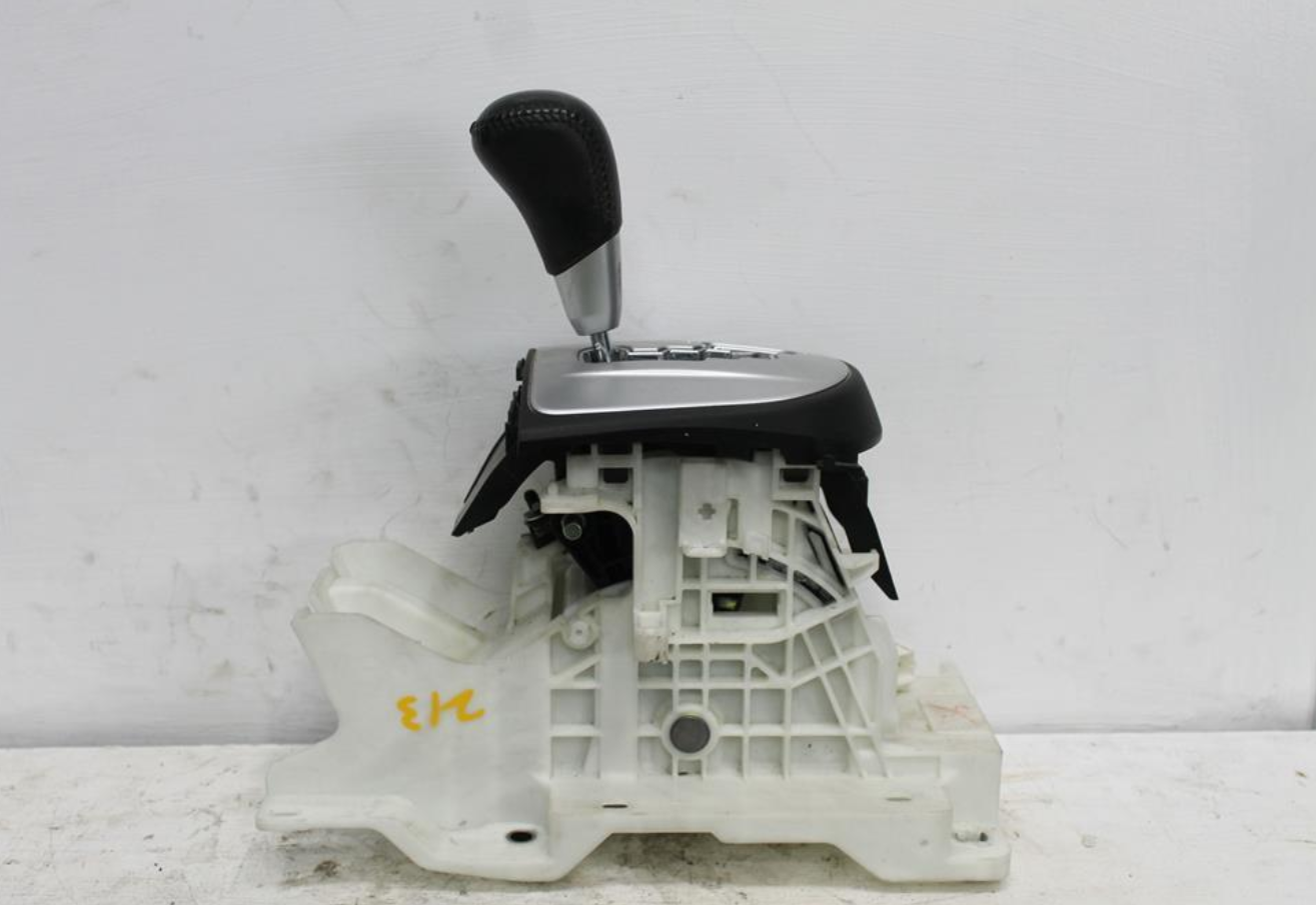 Used Mitsubishi, Outlander Gear Stick/Shifter Gear Shifter Auto T/M Type Zh 09/09 10/12 2012 – image 1 - All Good Parts