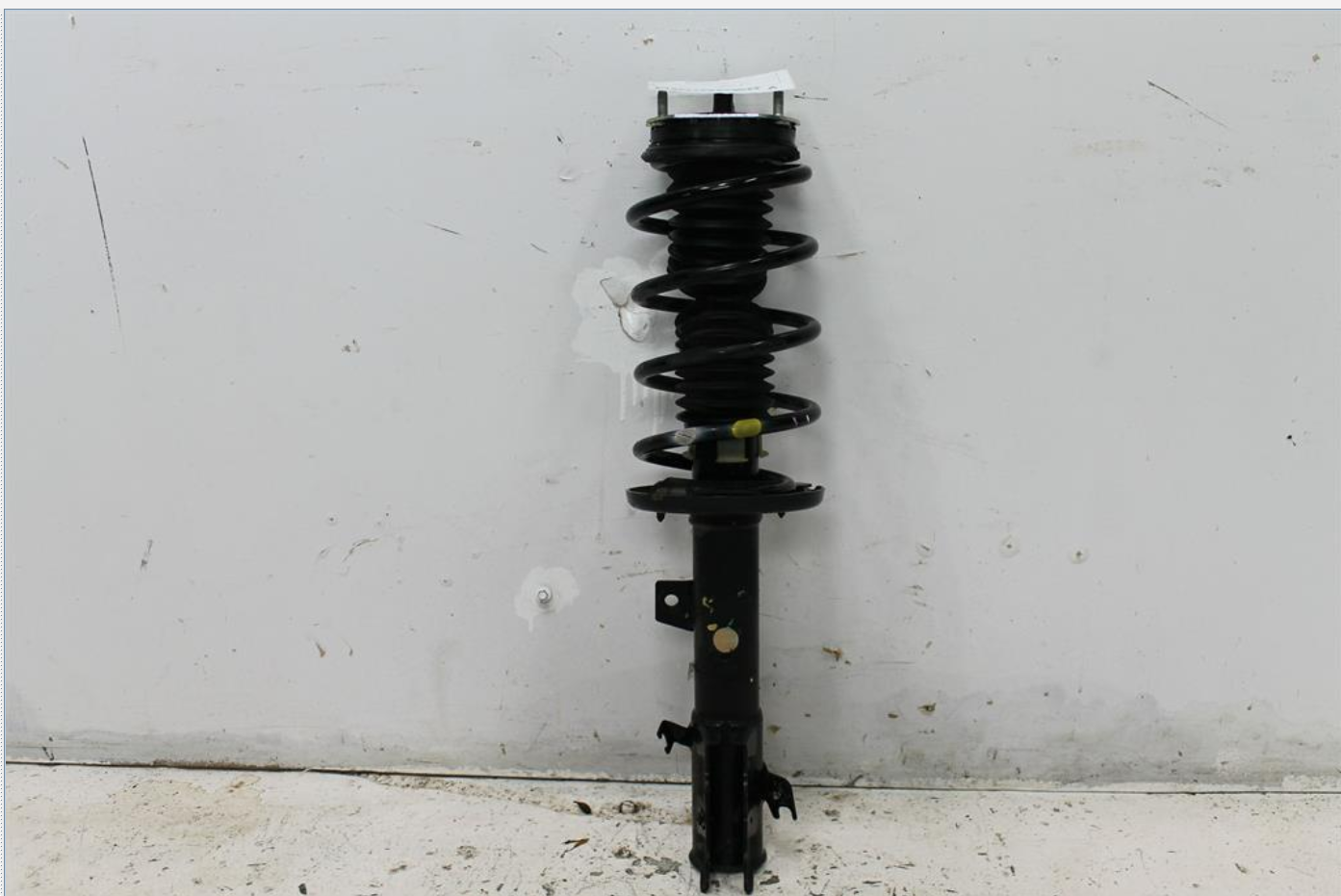 Used Ford, Ecosport Right Front Strut Bk 11/13 09/17 2013 – image 1 - All Good Parts