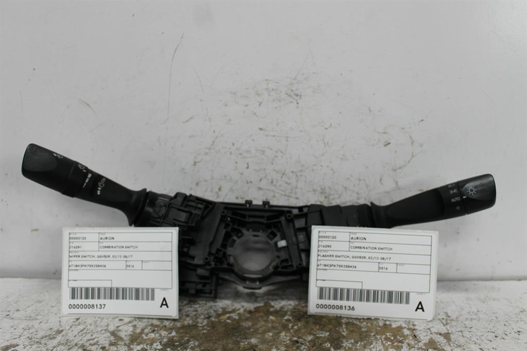 Used Toyota, Aurion Combination Switch Flasher Switch Gsv50R 02/12 08/17 2016 – image 1 - All Good Parts