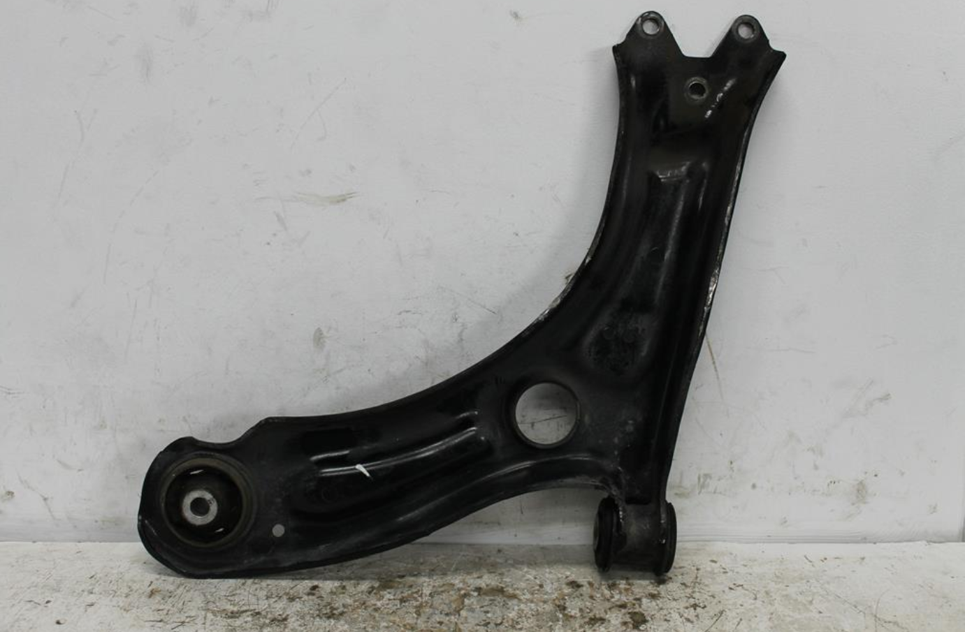Used Volkswagen, Jetta Right Front Lower Control Arm 1B 02/11 12/17 2013 – image 1 - All Good Parts