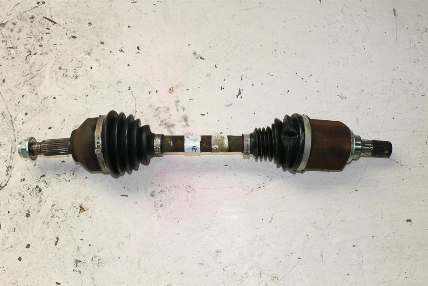 Used Ford, Ecosport Left Driveshaft Front Petrol 1.5 Auto T/M Bk 11/13 09/17 2013 – image 1 - All Good Parts
