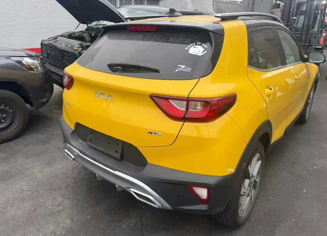 Used Kia , Stonic Engine , Petrol, 1.0, G3Le, Turbo, Yb, 08/20 – main images - All Good Parts