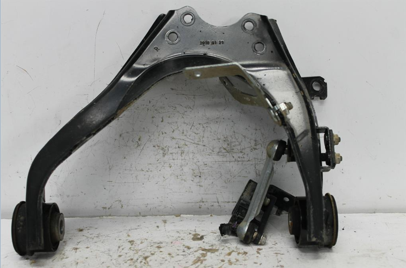 Used LDV, T60 Right Front Upper Control Arm Sk8C 07/17 2018 – image 1 - All Good Parts