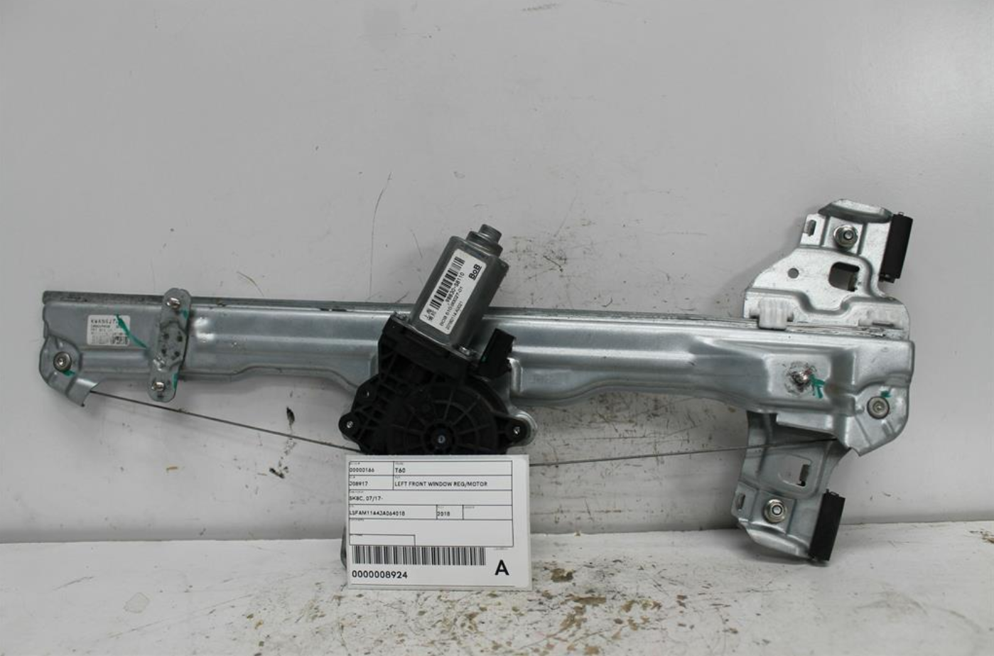 Used LDV, T60 Left Front Window Reg/Motor Sk8C 07/17 2018 – image 1 - All Good Parts