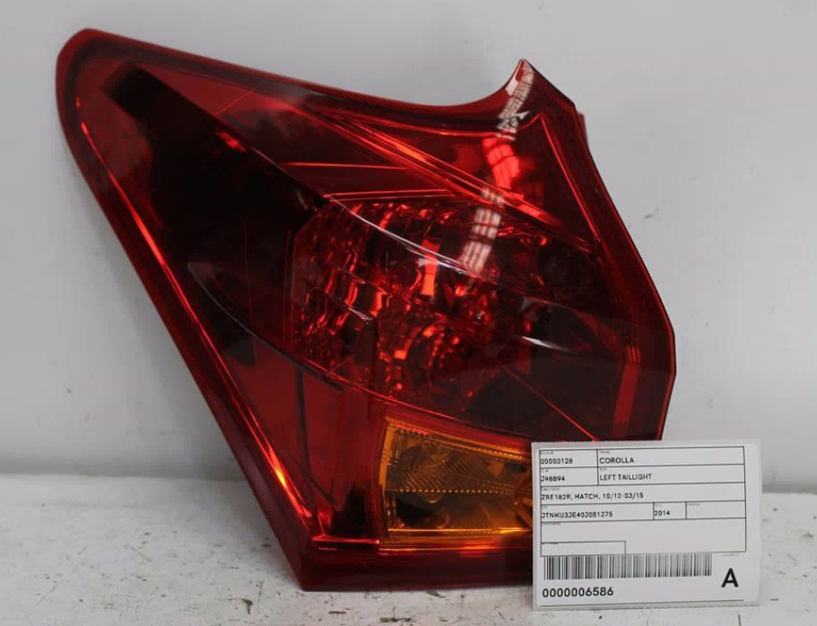 Used Toyota, Corolla Left Taillight Zre182R Hatch 10/12 03/15 2014 – image 1 - All Good Parts
