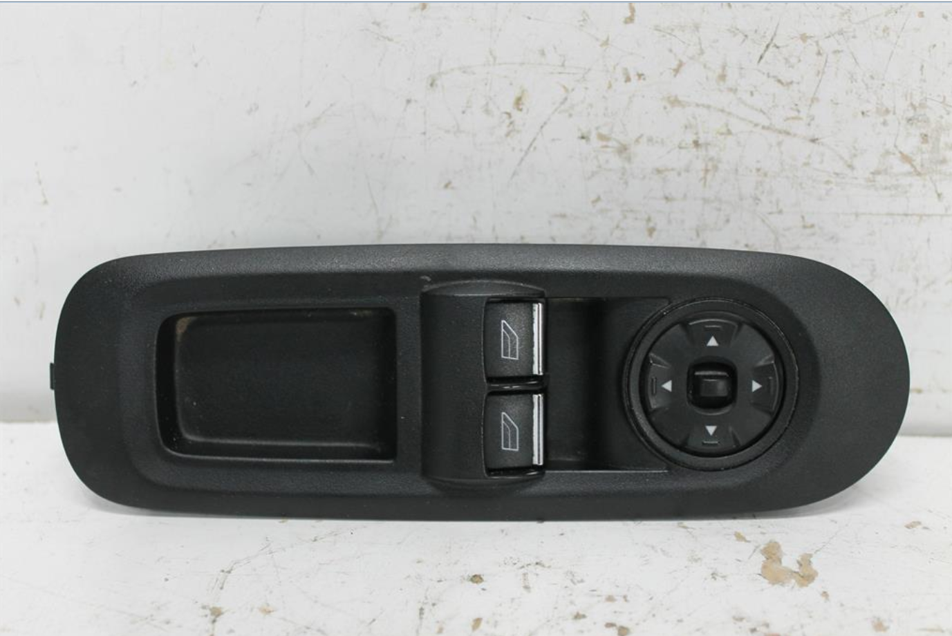 Used Ford, Mondeo Power Window Switch Rh Front (Master Switch) 2Dr Switch Type Ma Mc 10/07 12/14 2009 – image 1 - All Good Parts