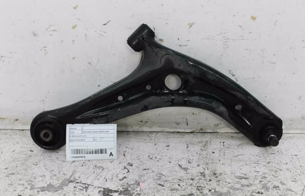 Used Mazda, 2 Right Front Lower Control Arm De Series 09/07 09/14 2012 – image 1 - All Good Parts
