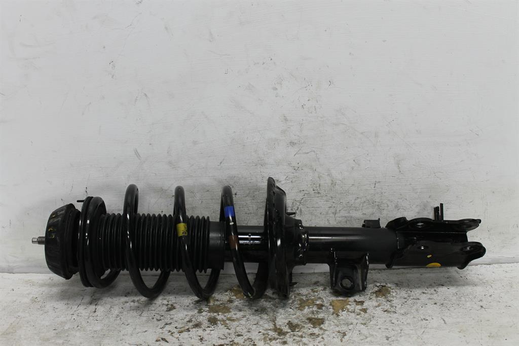 Used Hyundai, Accent Left Front Strut Rb 05/11 12/19 2017 – image 1 - All Good Parts