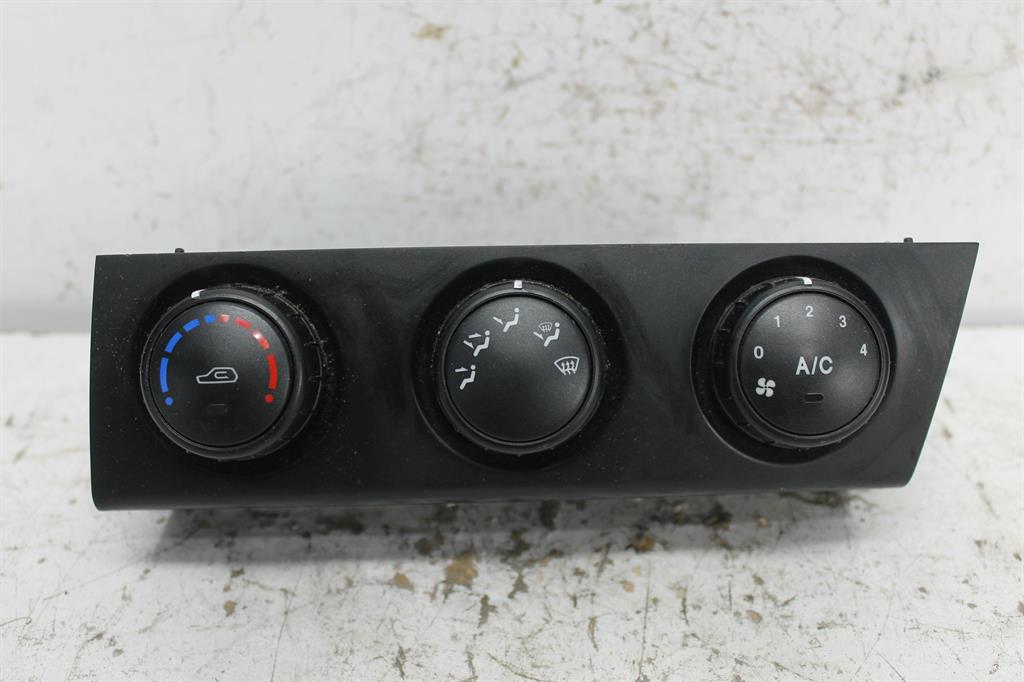 Used Ssangyong, Actyon Heater/Ac Controls 05/12 01/17 2012 – image 1 - All Good Parts