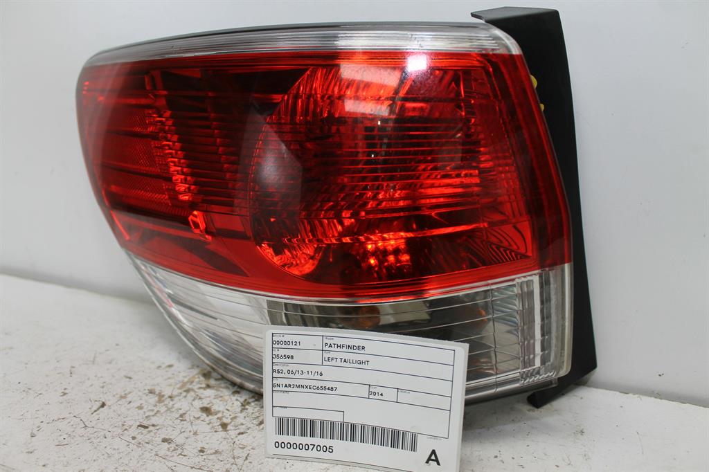 Used Nissan, Pathfinder Left Taillight R52 06/13 11/16 2014 – image 1 - All Good Parts