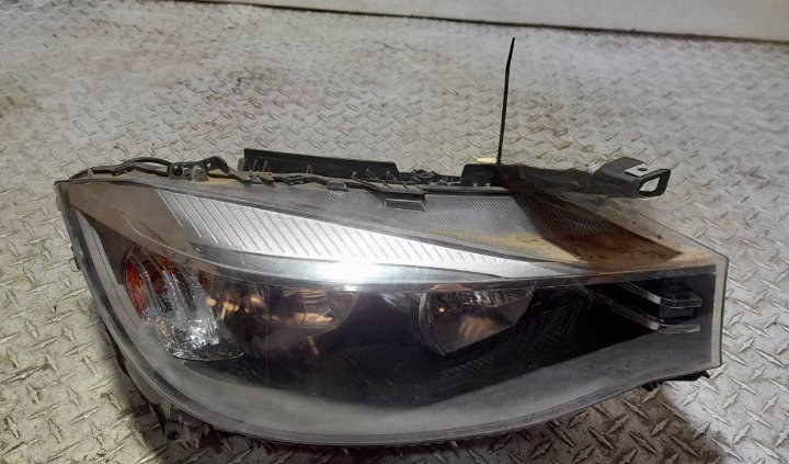 Used Bmw , 3 Series Right Headlamp , F34, Hatch, Halogen Type, 03/13-11/20 – main images - All Good Parts