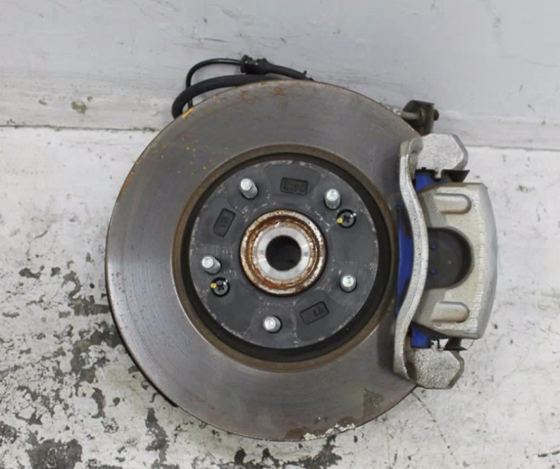 Used Hyundai, Veloster Right Front Hub Assembly Fs Turbo Front Mount Caliper Type 06/12 02/18 2013 – image 1 - All Good Parts