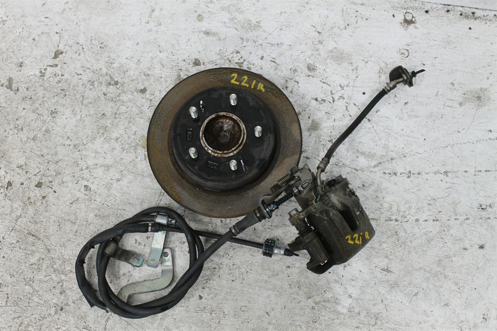 Used Kia, Cerato Right Rear Hub Assembly Yd 04/13 03/18 2018 – image 1 - All Good Parts