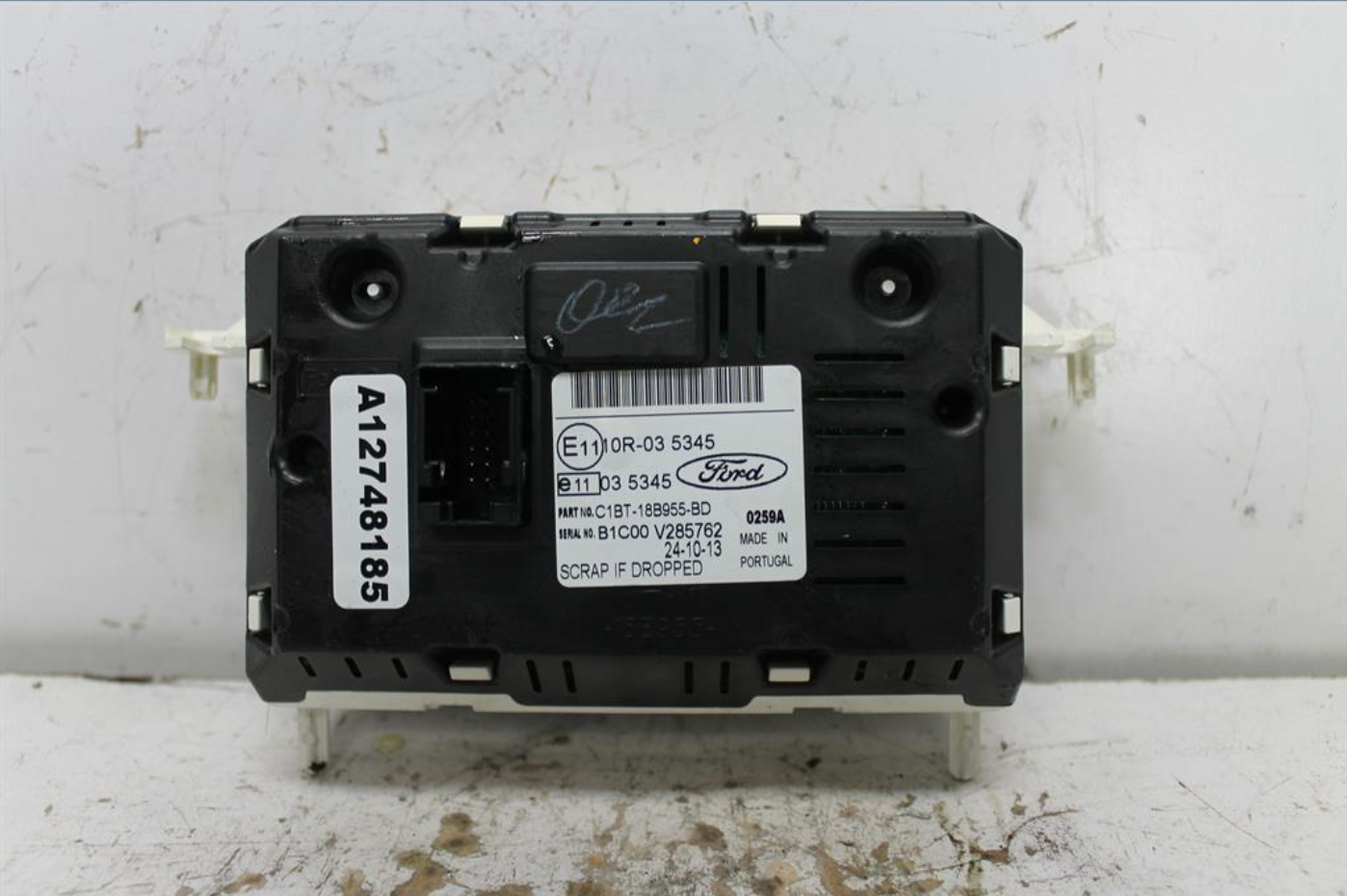 Used Ford, Ecosport Stereo/Head Unit 3.5In Display Bk 11/13 09/17 2014 – image 1 - All Good Parts
