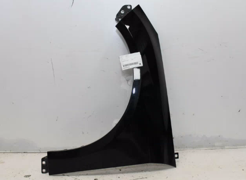 Used Ford, Focus Left Guard Lw Lz 05/11 11/18 2013 – image 1 - All Good Parts