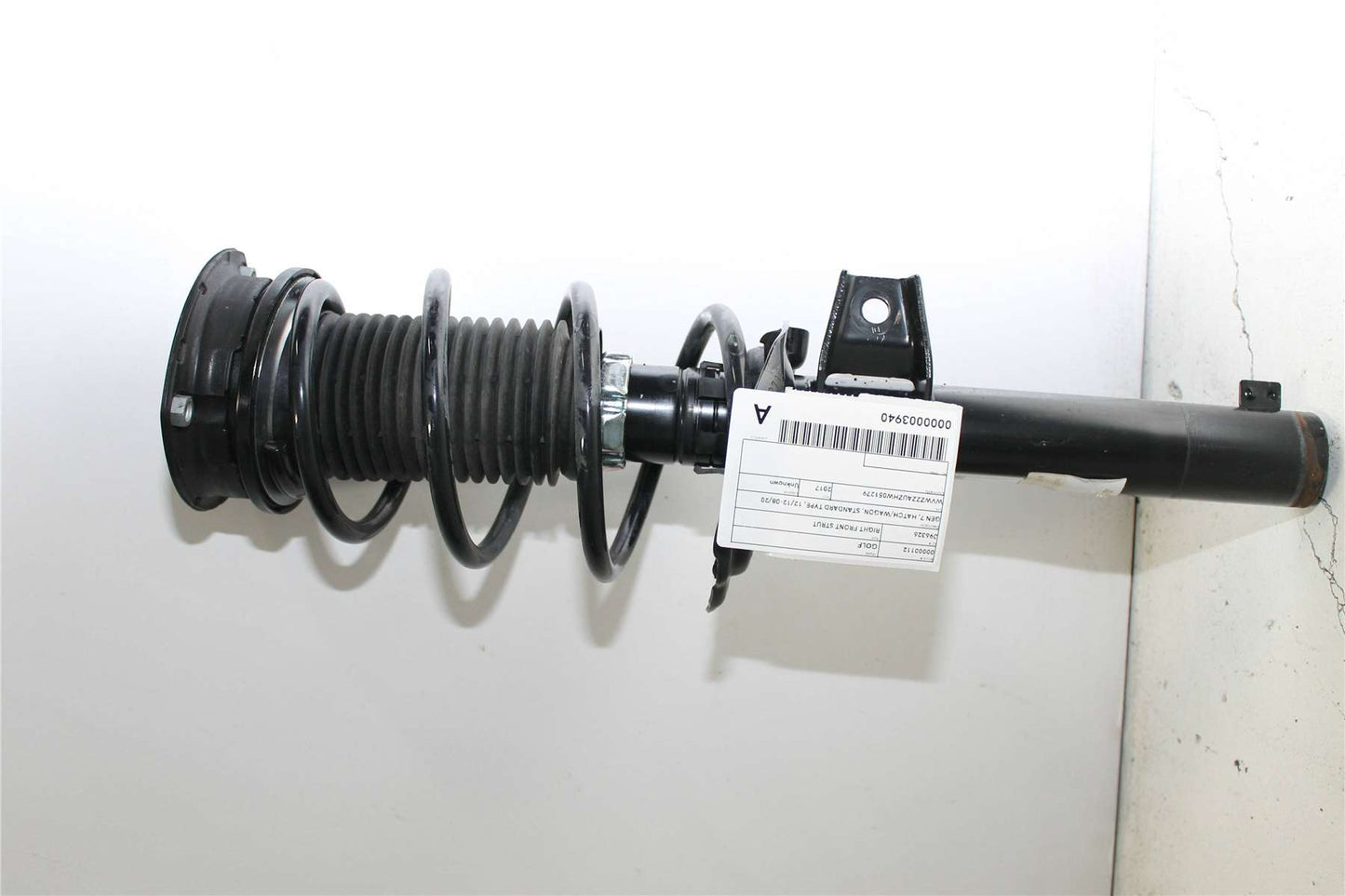 Used Volkswagen, Golf Right Front Strut Gen 7 Hatch/Wagon Standard Type 12/12 08/20 2017 – image 1 - All Good Parts