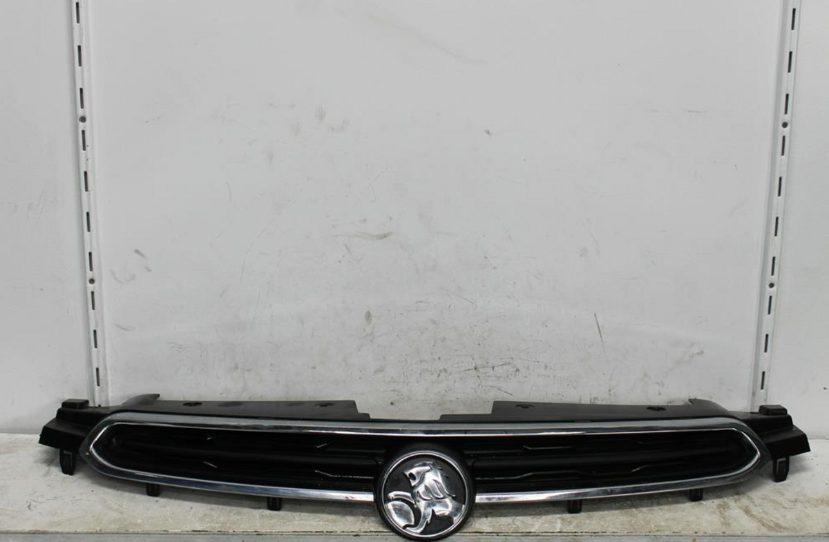 Used Holden, Cruze Grille Radiator Grille (Upper) Jh Black/Chrome 01/15 01/17 2015 – image 1 - All Good Parts