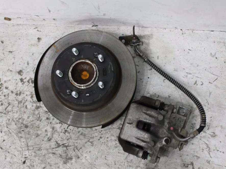 Used Hyundai, Veloster Right Rear Hub Assembly Fs 12/11 02/18 2013 – image 1 - All Good Parts