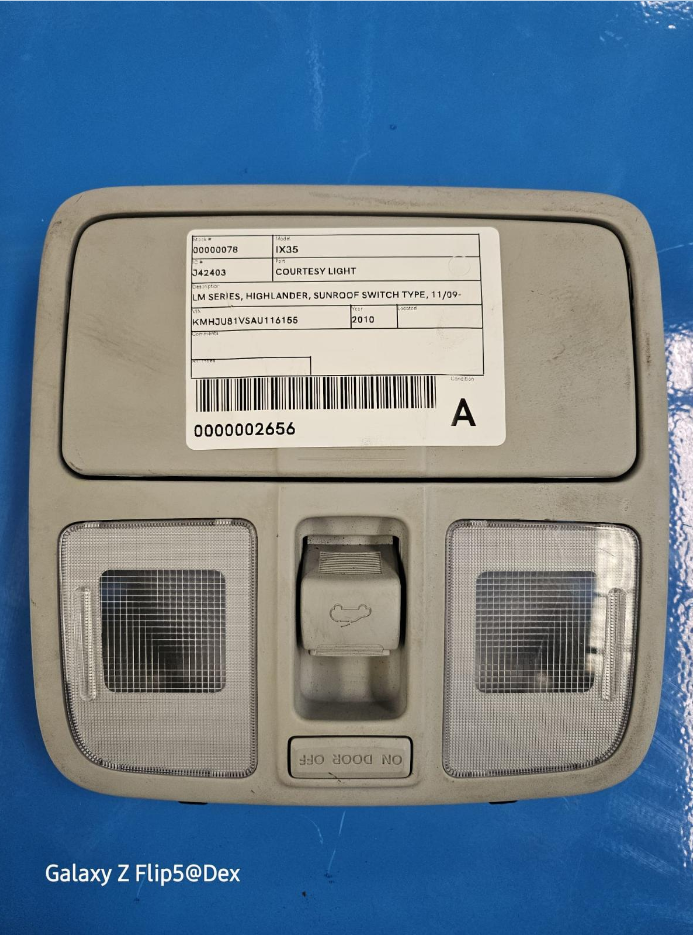 Used Hyundai, IX35 Courtesy Light Lm Series Highlander Sunroof Switch Type 11/09 2010 – image 1 - All Good Parts