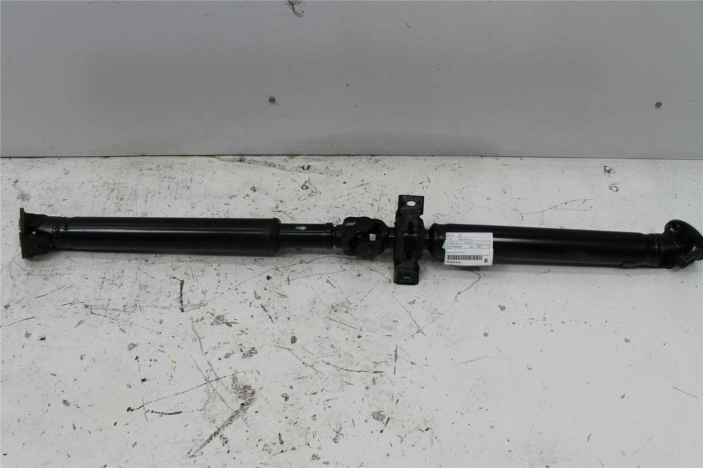 Used LDV, T60 Rear Prop Shaft 2.8 Diesel Auto T/M Sk8C 07/17 2019 – image 1 - All Good Parts