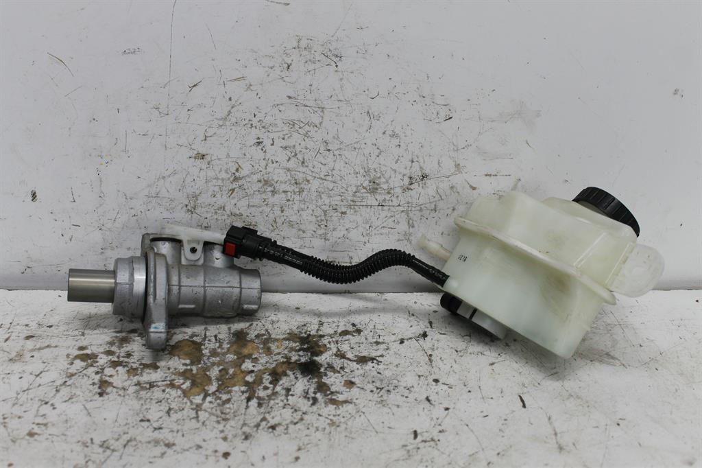 Used Holden, Trax Master Cylinder Tj 08/13 12/20 2016 – image 1 - All Good Parts