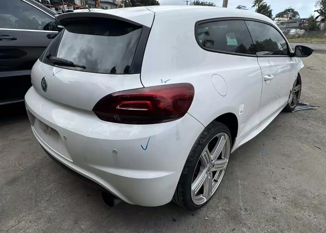 Used Volkswagen, Scirocco Left Headlamp , 15, 12/08-05/14 – main images - All Good Parts