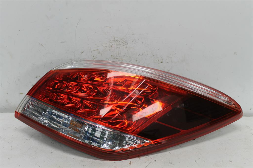 Used Nissan, Murano Right Taillight Z51 09/11 01/15 2011 – image 1 - All Good Parts