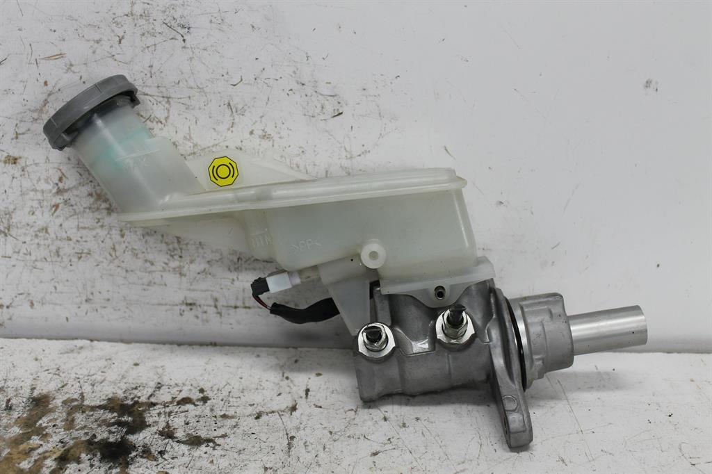 Used Suzuki, Swift Master Cylinder Fz 02/11 03/17 2012 – image 1 - All Good Parts