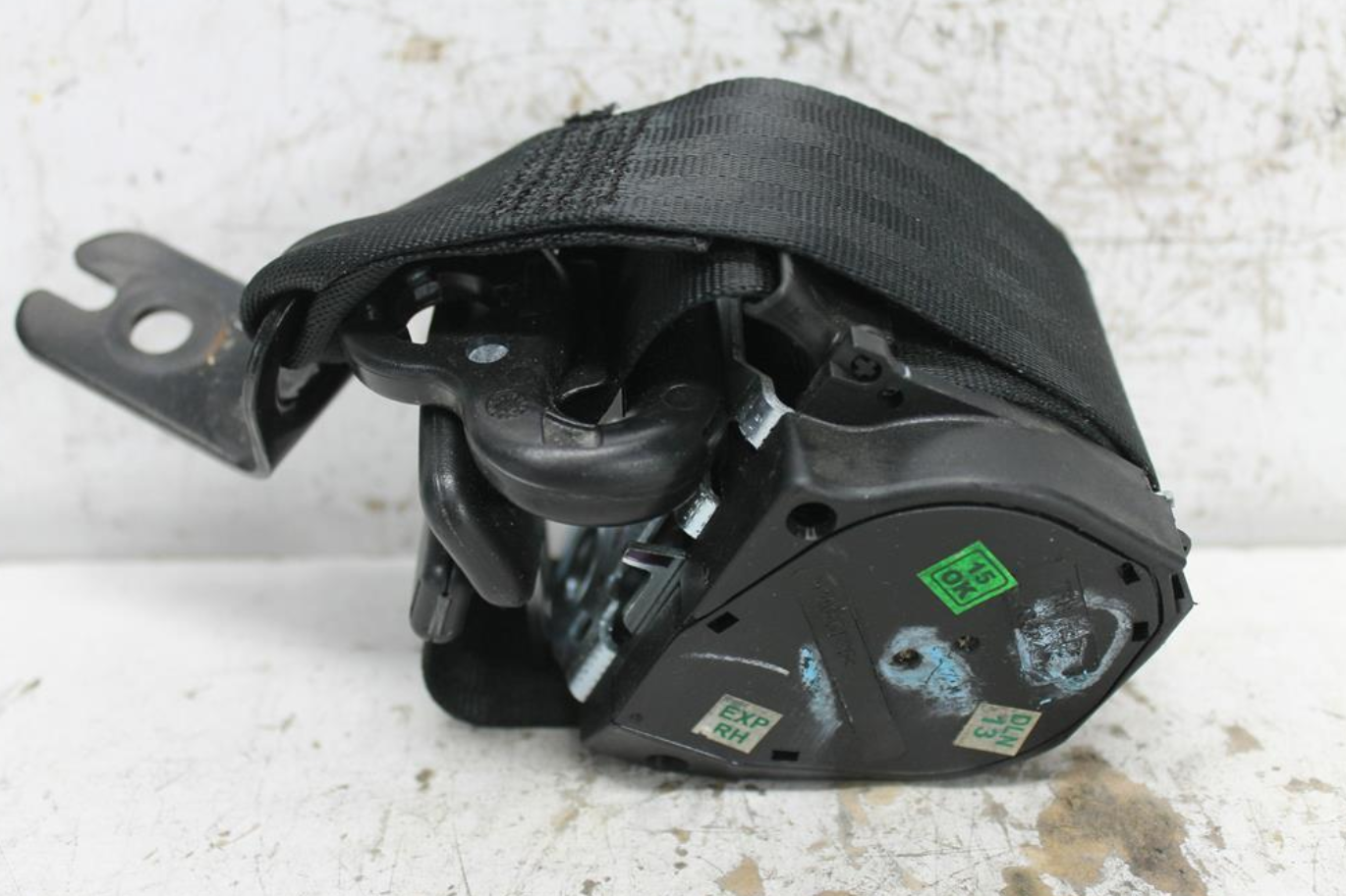 Used Ford, Ecosport Seat Belt Rh Rear Seat Belt Only Bk Bl 11/13 01/20 2017 – image 1 - All Good Parts