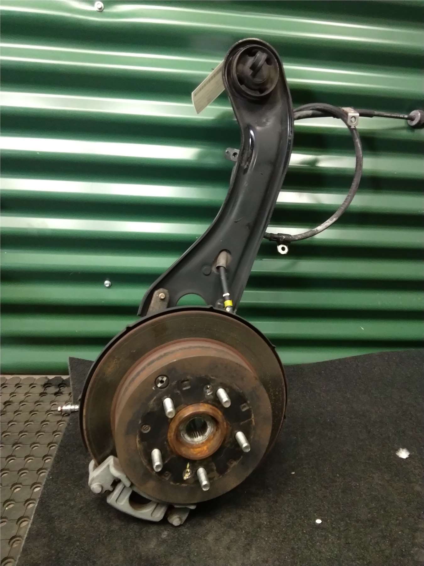 Used Hyundai, IX35 Right Rear Hub Assembly Lm Series 4Wd Abs Type 11/09 09/13 2010 – image 1 - All Good Parts