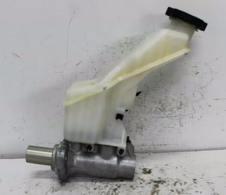 Used Holden, Captiva Master Cylinder Cg Series 2 03/11 06/18 2015 – image 1 - All Good Parts